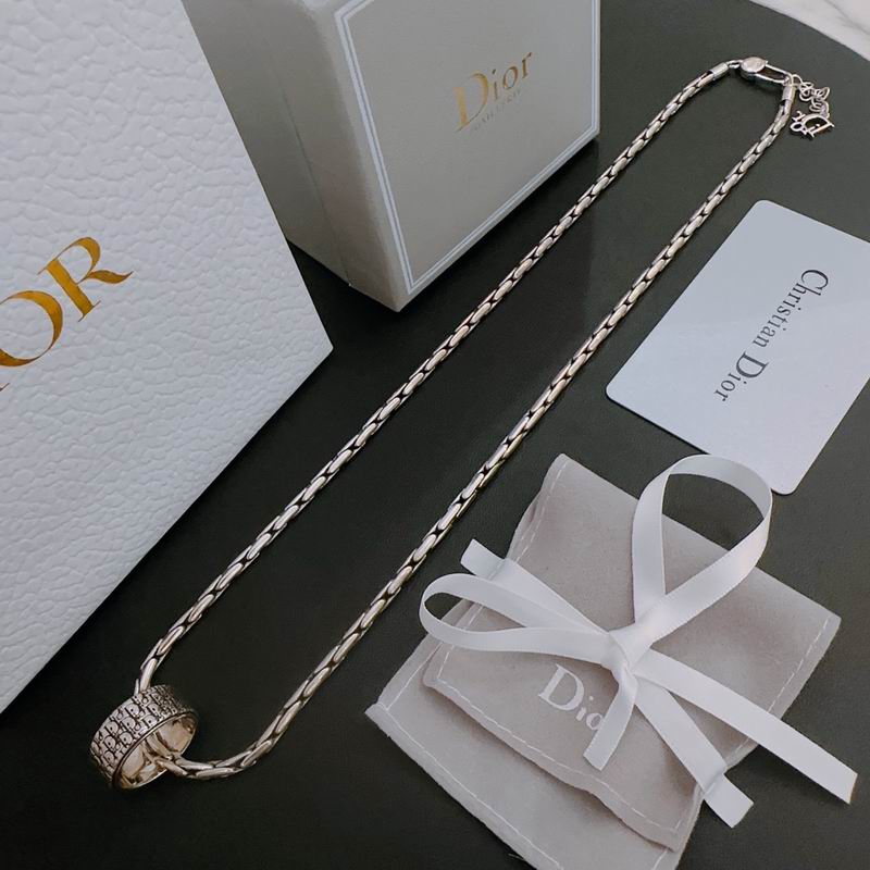 Dior Necklace 04lyr158 (2)